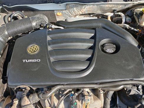 Used 2013 Buick Regal Premium image 26