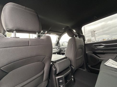 New 2026 RAM 1500 4x4 Crew Cab image 30