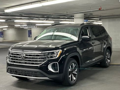 New 2026 Volkswagen Atlas Cross Sport SE image 3