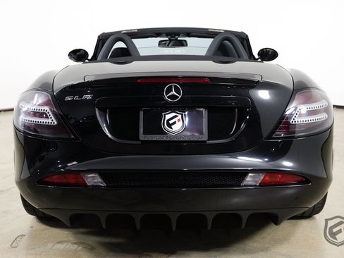 Used 2008 Mercedes-Benz SLR image 10