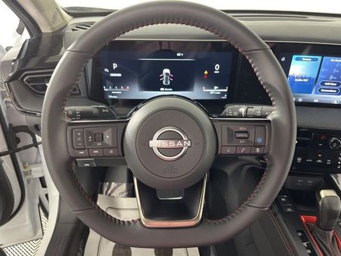 New 2026 Nissan Kicks SR image 20