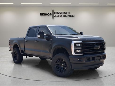 Used 2024 Ford F250 Lariat w/ Chrome Package AWD/4WD image 1