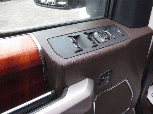 Used 2022 Ford F350 King Ranch w/ King Ranch Ultimate Package image 24