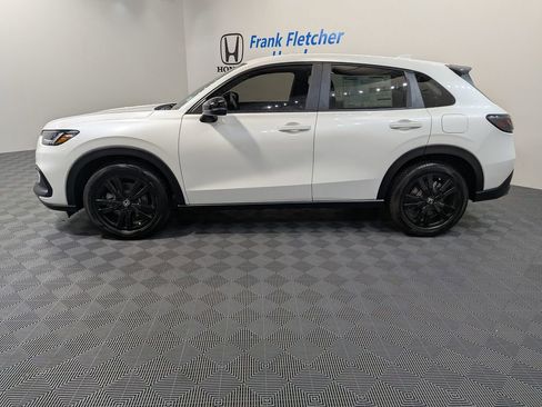 New 2026 Honda HR-V Sport image 3