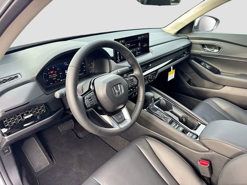 New 2025 Honda Accord Touring image 9