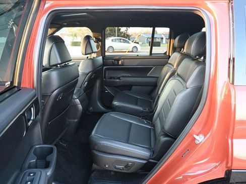 Used 2024 Hyundai Santa Fe Calligraphy image 28