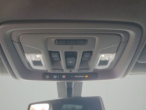 Used 2022 Chevrolet Silverado 2500 LTZ w/ LTZ Plus Package image 41