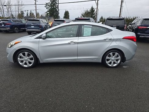 Used 2013 Hyundai Elantra Limited image 2