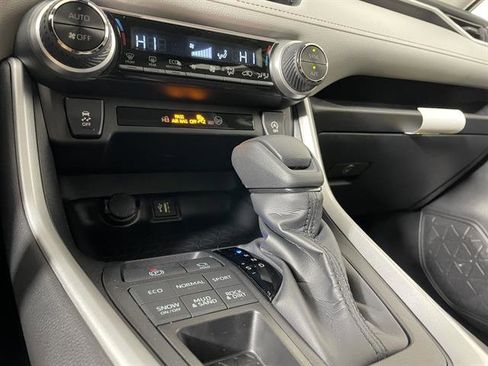 New 2025 Toyota RAV4 XLE image 20