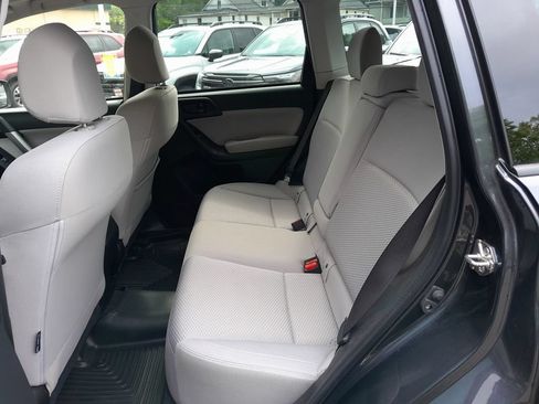 Used 2018 Subaru Forester 2.5i Premium AWD/4WD image 30