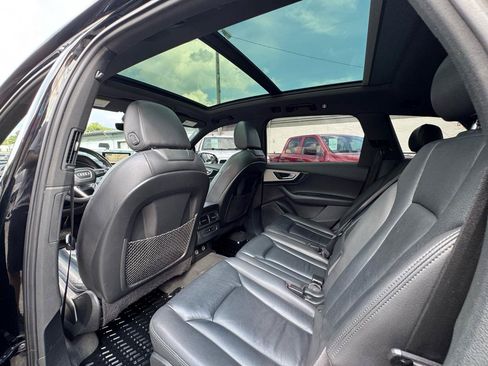 Used 2018 Audi Q7 2.0T Premium AWD/4WD image 17