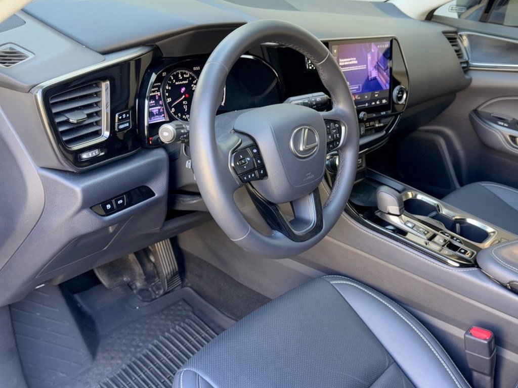 Certified 2026 Lexus NX 350 AWD w/ Accessory Package (2T) image 4