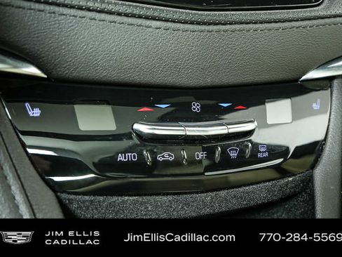 Used 2019 Cadillac XT5 Luxury image 17