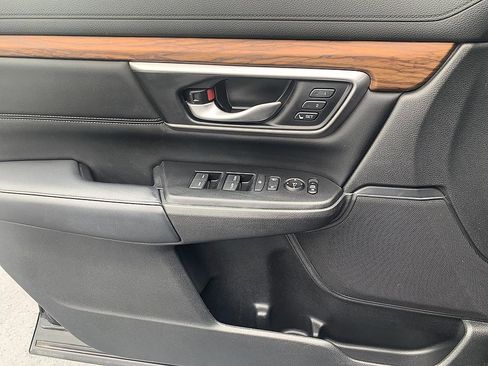 Used 2022 Honda CR-V EX-L image 9