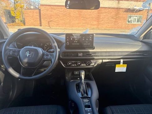 New 2026 Honda HR-V LX image 12
