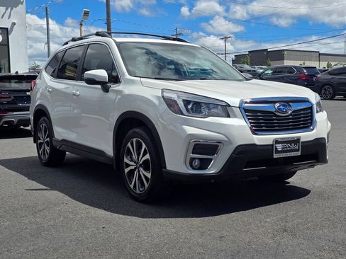 Used 2019 Subaru Forester Limited AWD/4WD image 4