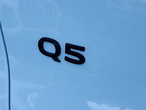 Used 2025 Audi Q5 Premium Plus w/ Premium Plus image 7