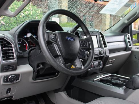 Used 2018 Ford F250 XLT w/ XLT Premium Package image 20