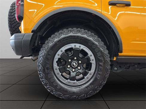 Used 2021 Ford Bronco Badlands image 24