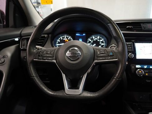 Used 2019 Nissan Rogue Sport SL w/ Premium Package AWD/4WD image 18