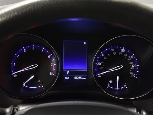 Used 2020 Toyota C-HR LE image 20