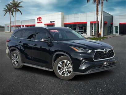 Used 2022 Toyota Highlander XLE