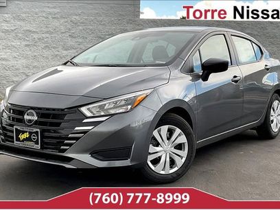 New 2025 Nissan Versa S w/ Trunk Package