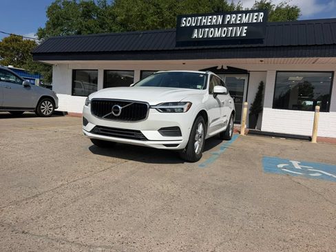 Used 2019 Volvo XC60 T5 Momentum w/ Premium Package FWD image 1