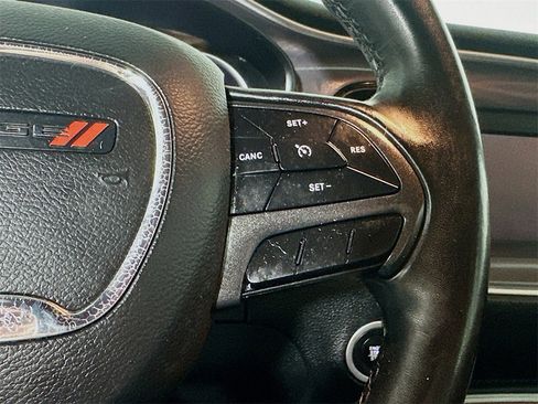 Used 2019 Dodge Challenger SXT image 26