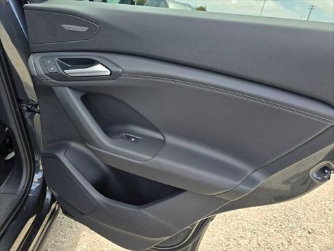 New 2025 Audi Q6 e-tron Premium Plus image 21