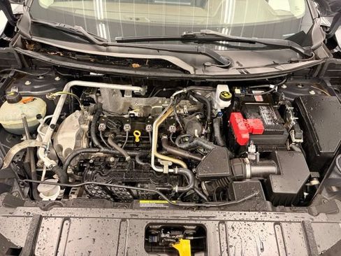Used 2021 Nissan Rogue SV FWD image 18