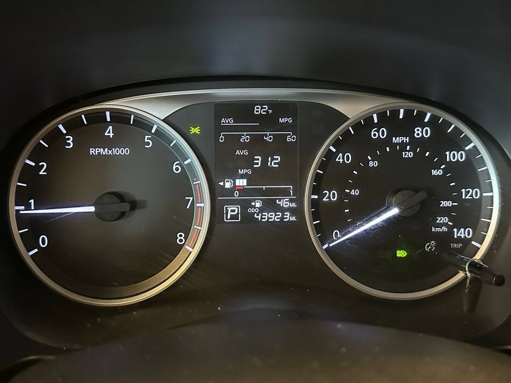 Used 2024 Nissan Kicks S FWD image 9
