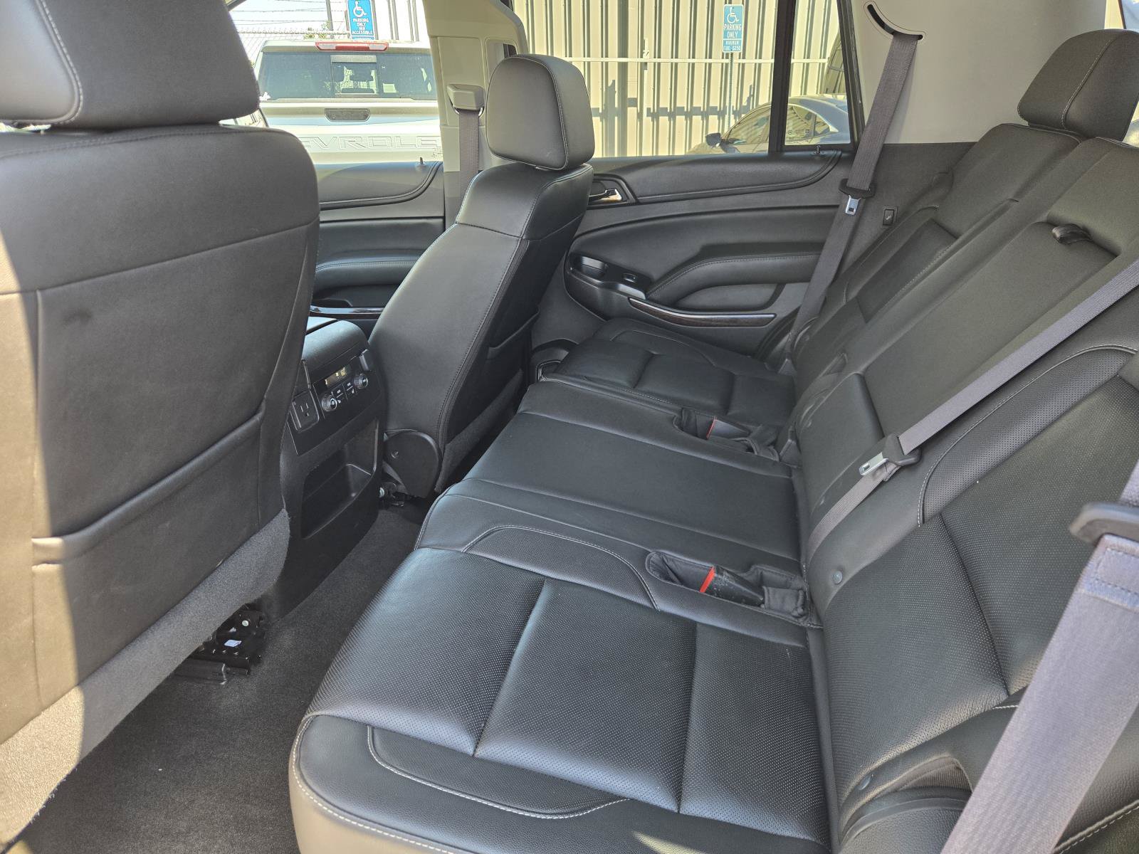Used 2017 GMC Yukon SLT RWD image 25