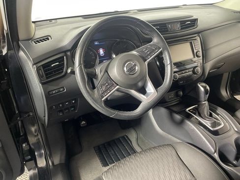 Used 2019 Nissan Rogue SV AWD/4WD image 8