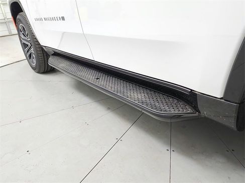 New 2026 Jeep Grand Wagoneer 4WD image 46