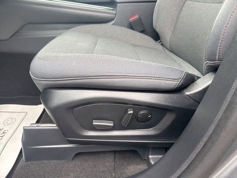 Used 2025 Ford Explorer Active image 7