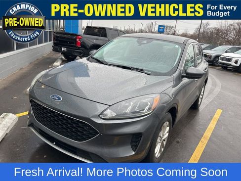 Used 2021 Ford Escape SE w/ Convenience Package image 1