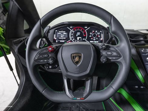 Used 2024 Lamborghini Revuelto image 22