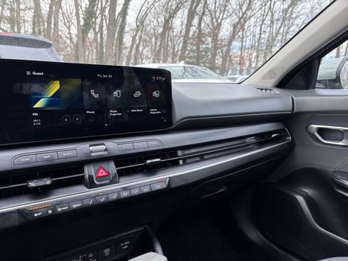 Used 2025 Kia K4 LXS image 34