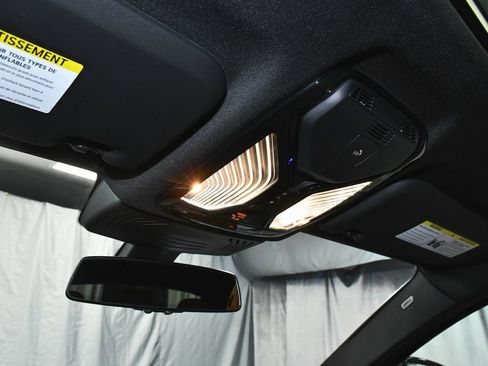 Used 2025 BMW X4 xDrive30i image 45