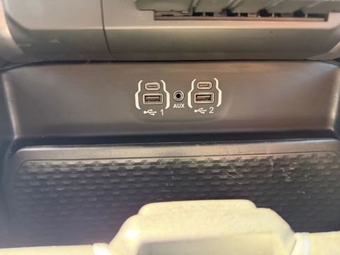 Used 2021 RAM 1500 Laramie w/ Sport Appearance Package image 20