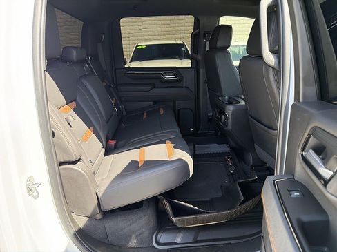 Used 2025 GMC Sierra 2500 AT4 AWD/4WD image 26