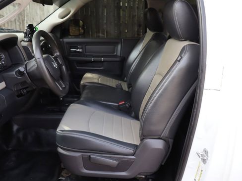 Used 2012 RAM 3500 ST w/ Chrome Appearance Group image 17