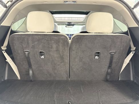 Certified 2023 Kia Sorento SX image 31