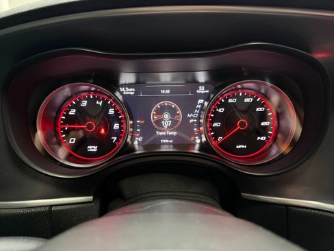 Used 2022 Dodge Charger SXT RWD image 25