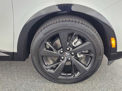 New 2025 Buick Envision Sport Touring image 9