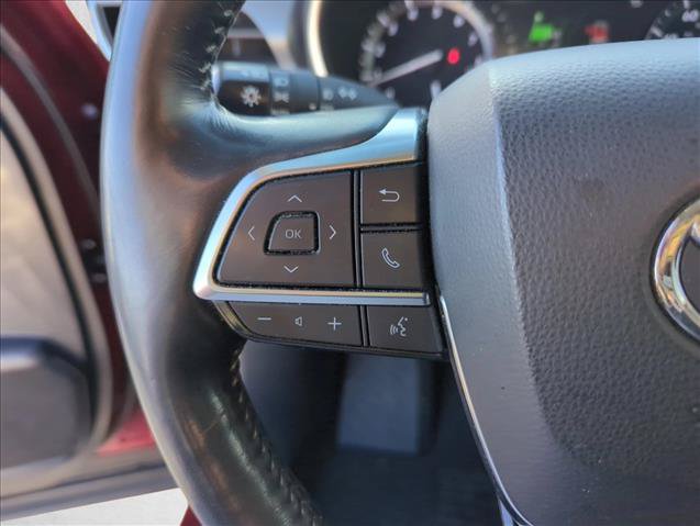 Certified 2021 Toyota Highlander Platinum AWD/4WD image 16