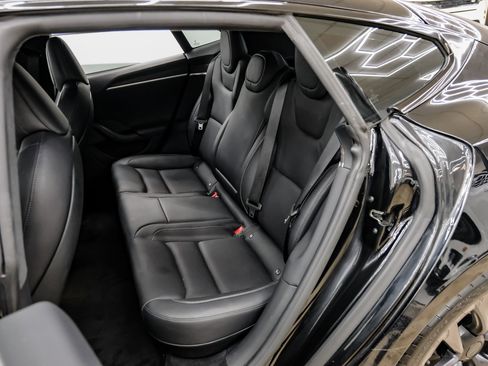 Used 2021 Tesla Model S Plaid image 36