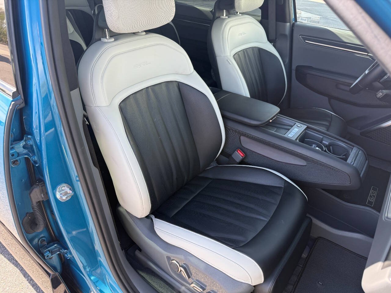 Used 2024 Kia EV9 GT-Line AWD/4WD image 10