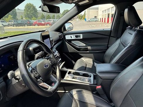 Used 2022 Ford Explorer ST w/ Equipment Group 401A AWD/4WD image 27
